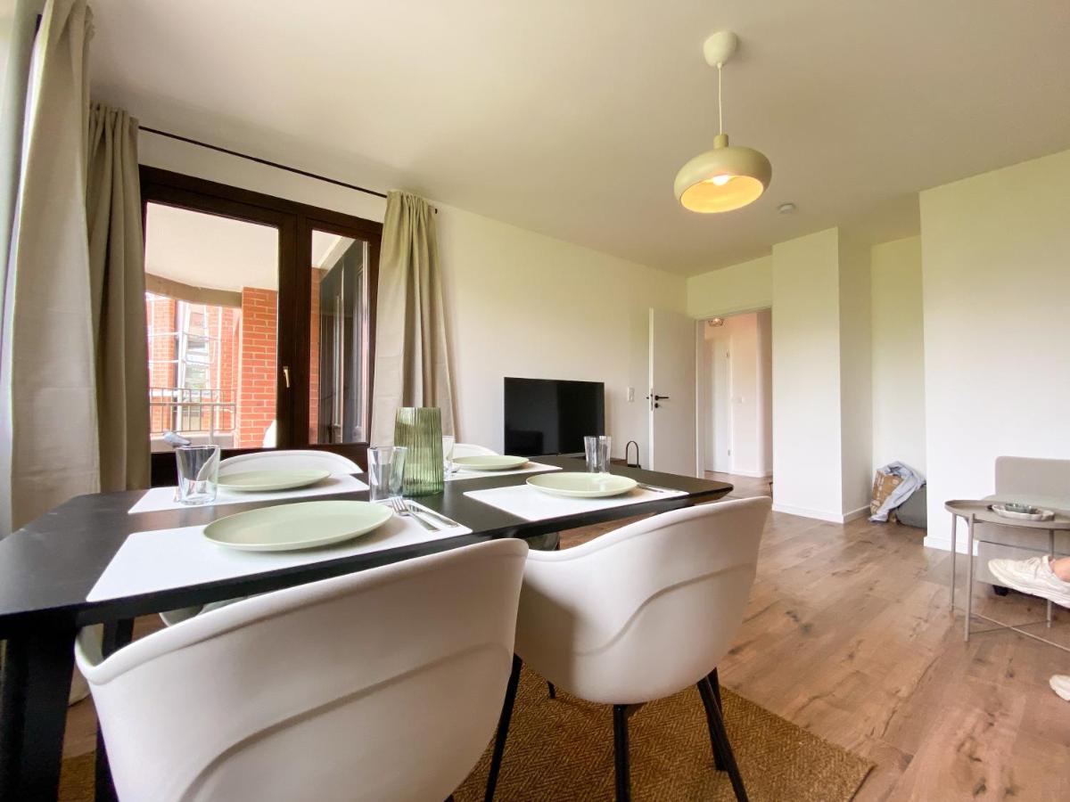 Schoene Wohnung Mit Rheinblick/Duesseldorf/Neuss/Messe Exterior foto