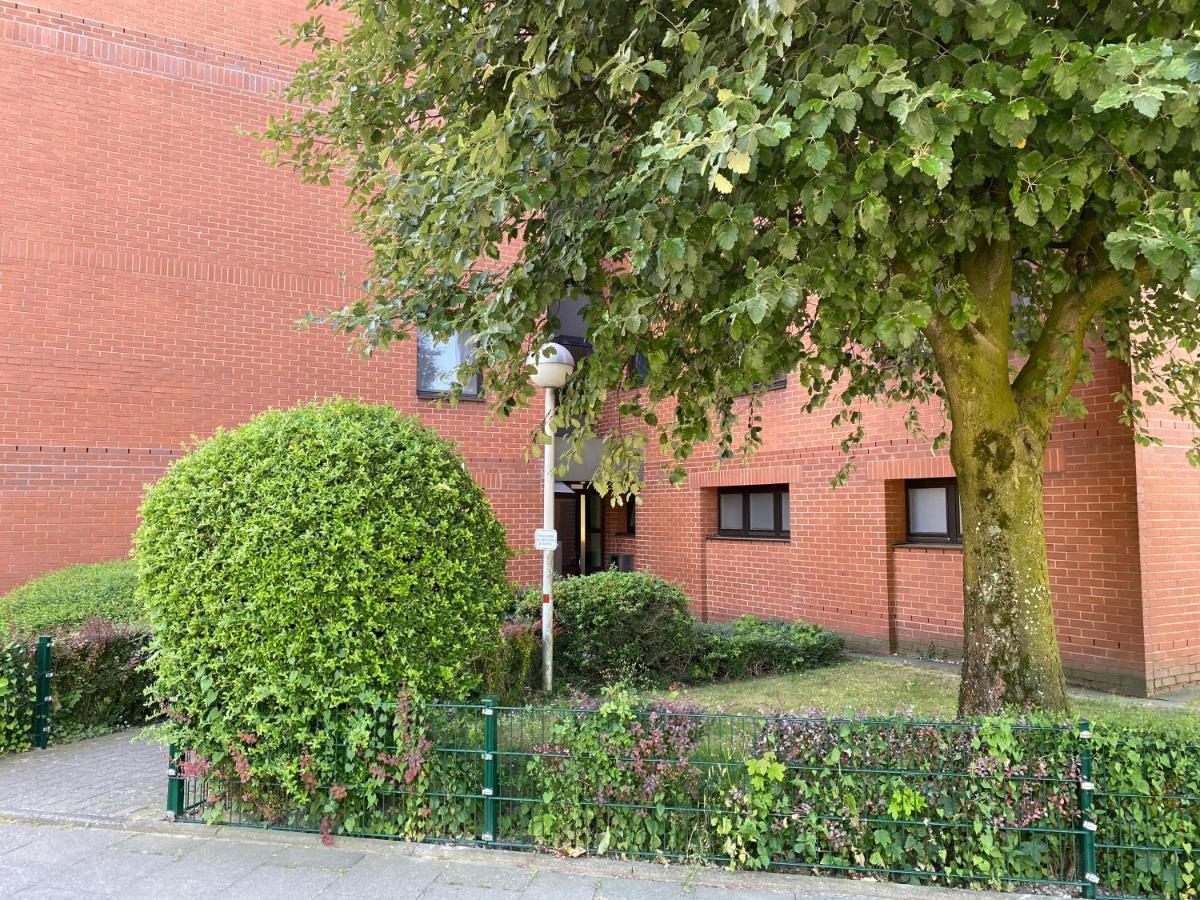 Schoene Wohnung Mit Rheinblick/Duesseldorf/Neuss/Messe Exterior foto